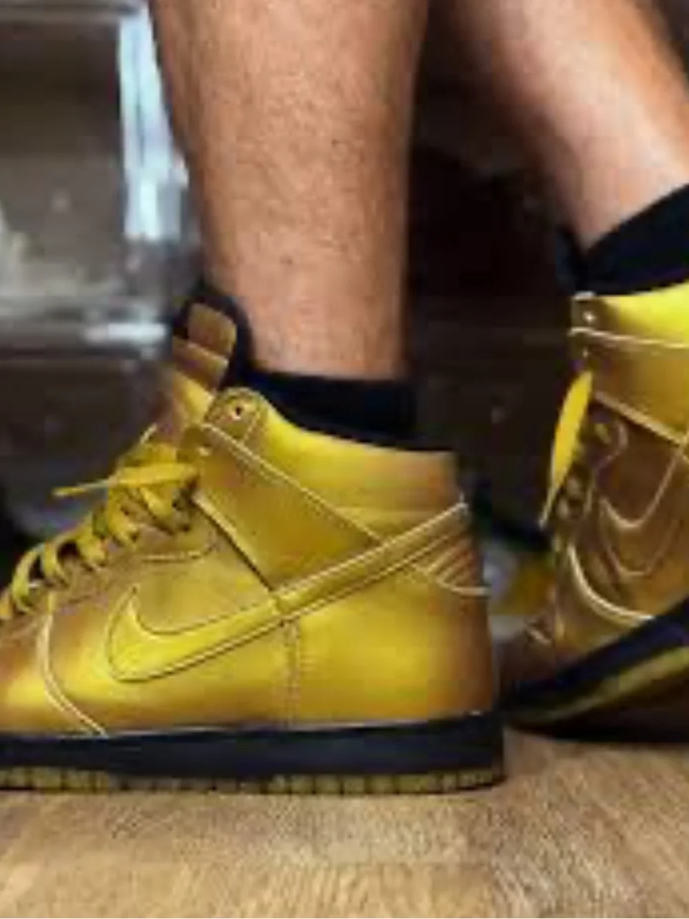 VTG 2004 Nike Dunk High Olympic Metallic Gold Black 308348-771 Size 7.5 NEW